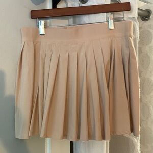 Super cute pleated skort